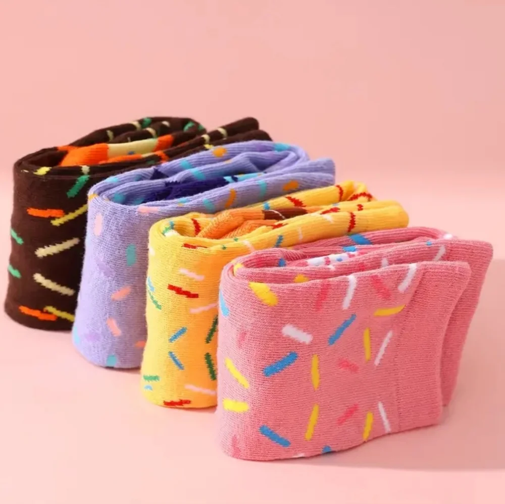 🆕️LAST BOX🍩DONUT NOVELTY COLORFUL UNIQUE SOCKS/ SET OF 4 IN BAKERY BOX